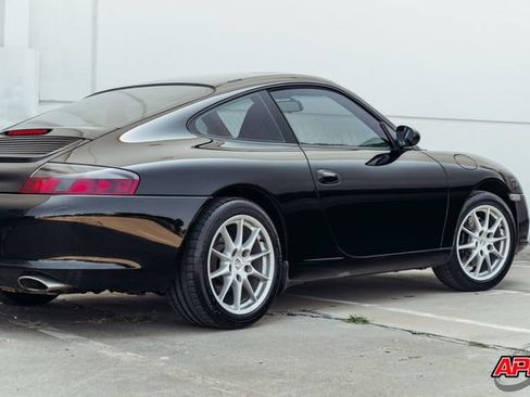 Used 2004 Porsche 911 Carrera RWD image 46