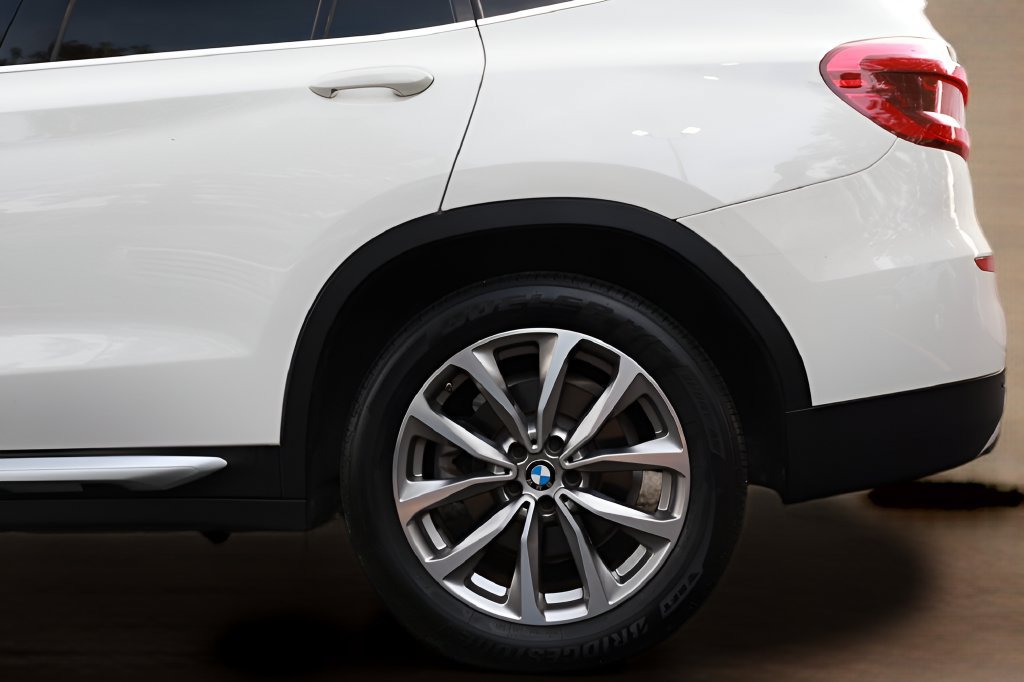 Used 2019 BMW X3 sDrive30i w/ Convenience Package RWD image 8