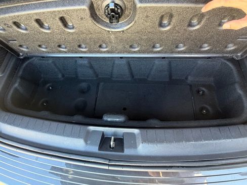 Used 2017 Dodge Journey SE w/ Flexible Seating Group image 37