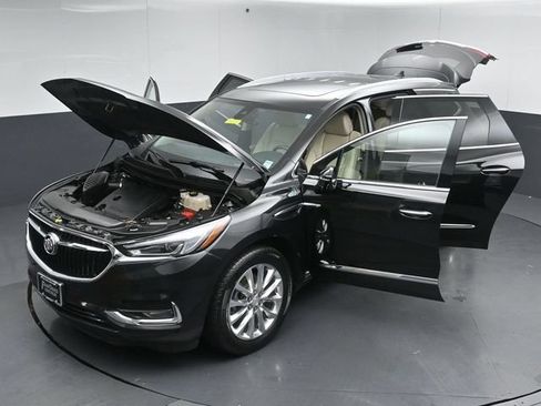 Used 2020 Buick Enclave Premium w/ Sun and Sites Package AWD/4WD image 56