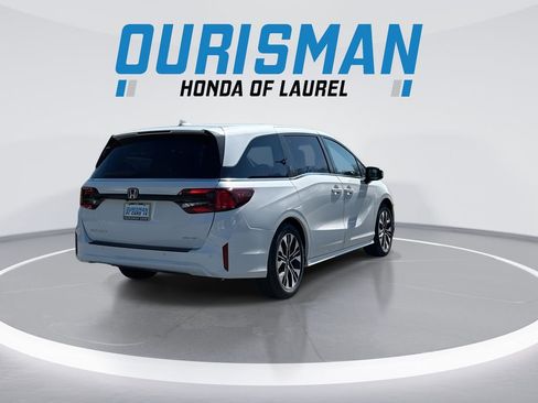 New 2026 Honda Odyssey Elite image 8
