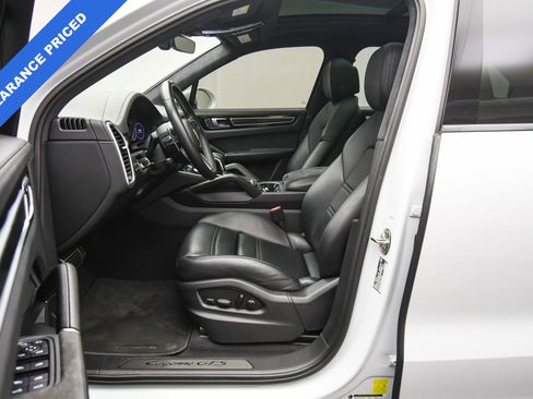 Used 2023 Porsche Cayenne GTS image 19