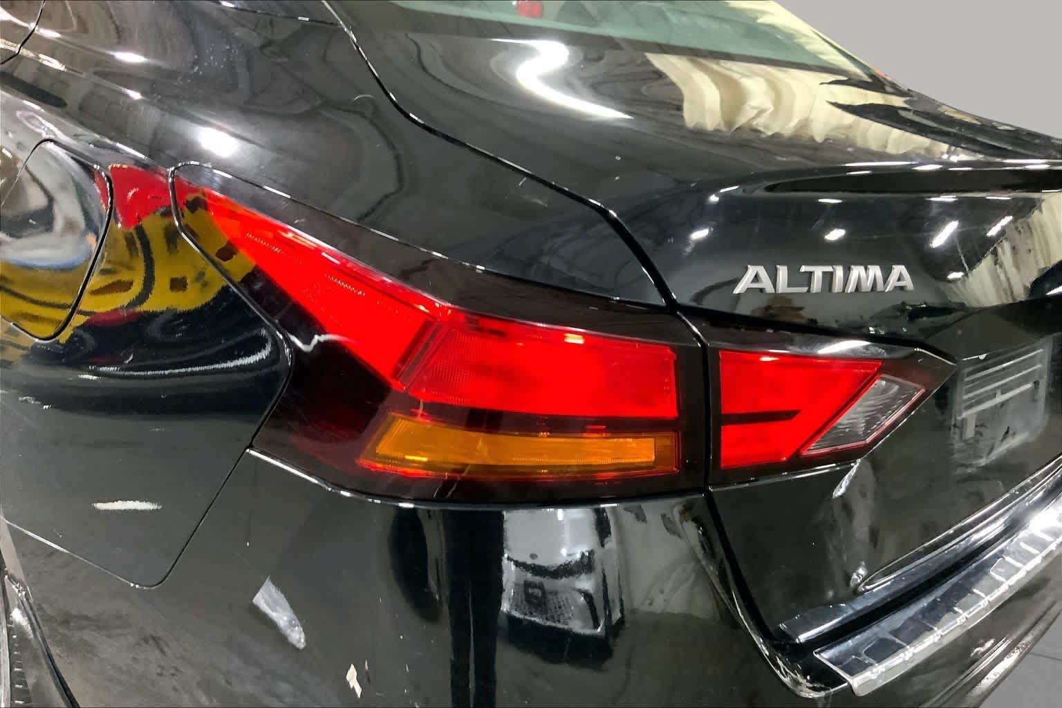 Used 2023 Nissan Altima 2.5 SL AWD/4WD image 29