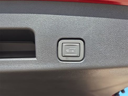 New 2026 GMC Acadia Elevation image 14