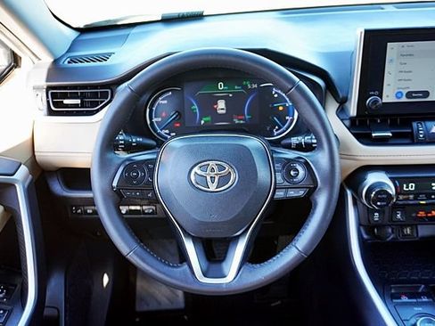 Used 2025 Toyota RAV4 XLE Premium w/ Weather Package AWD/4WD image 20