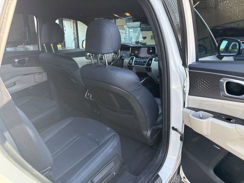 Used 2023 Kia Sorento SX Prestige AWD/4WD image 14
