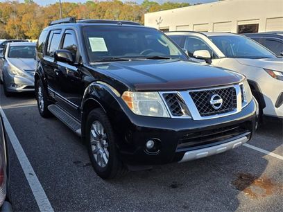 Used 2011 Nissan Pathfinder LE