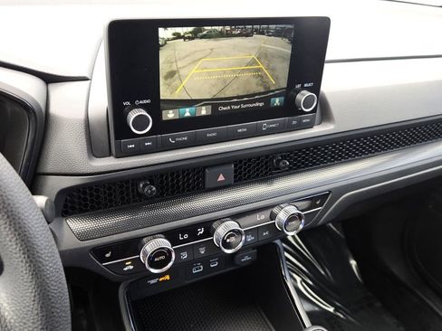 Certified 2025 Honda CR-V EX image 22