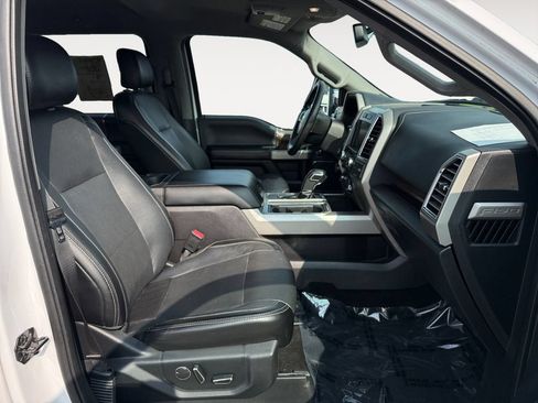Used 2016 Ford F150 Lariat w/ Heavy-Duty Payload Package AWD/4WD image 15