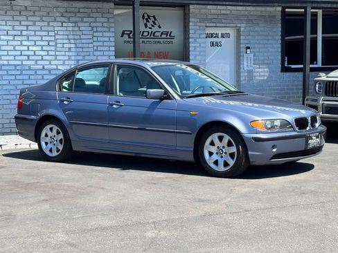 Used 2002 BMW 325i Sedan RWD image 10