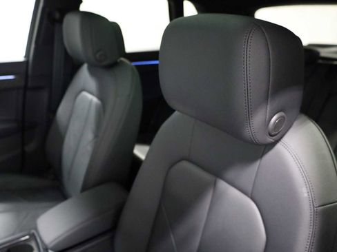 Used 2023 Audi Q3 2.0T Premium Plus w/ Premium Plus Package image 18