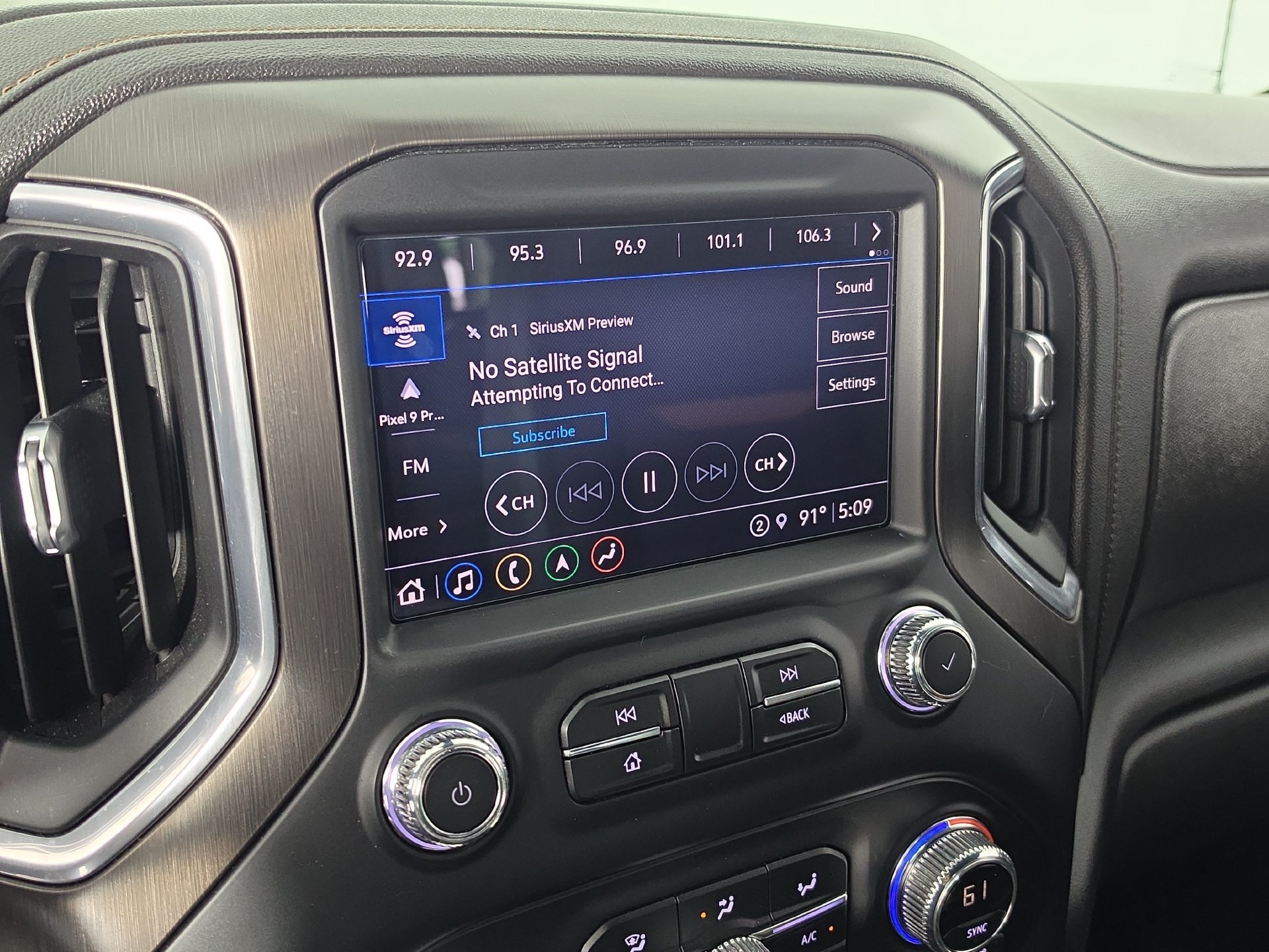 Used 2021 GMC Sierra 1500 AT4 w/ AT4 Value Package AWD/4WD image 27