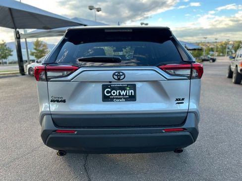 Used 2025 Toyota RAV4 XLE Premium image 8