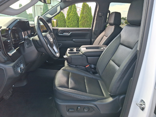 Used 2025 GMC Sierra 1500 SLT AWD/4WD image 14