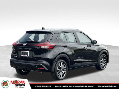 Used 2024 Nissan Kicks SV FWD image 5