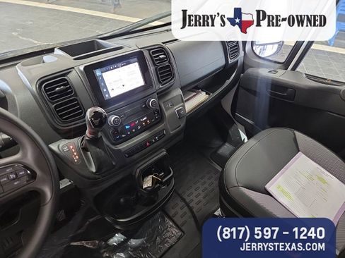 Used 2023 RAM ProMaster 3500 w/ Driver Convenience Group FWD image 11
