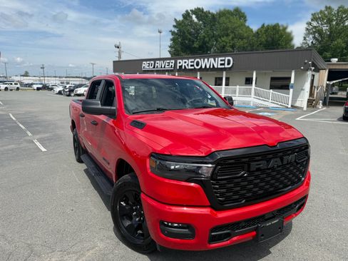 Used 2025 RAM 1500 Tradesman w/ Night Edition AWD/4WD image 13