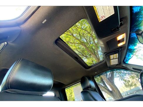 Used 2014 Ford F250 Lariat w/ Lariat Ultimate Package image 22