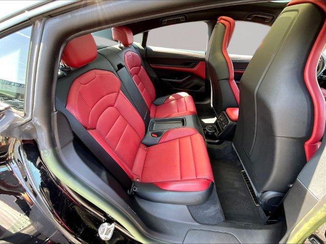 Used 2023 Porsche Taycan RWD image 25