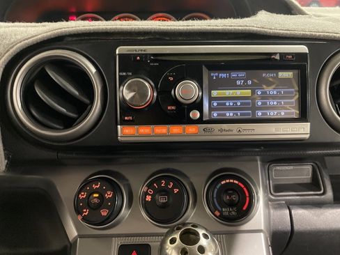 Used 2011 Scion xB image 13