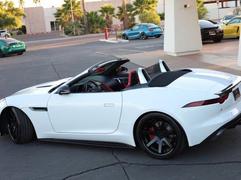 Used 2018 Jaguar F-TYPE Convertible image 16