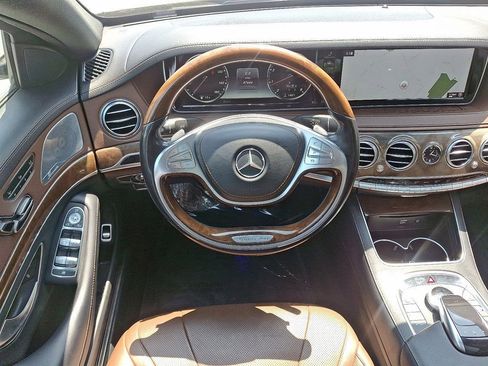 Used 2016 Mercedes-Benz S 550 4dr Sedan S 550 4MATIC image 11