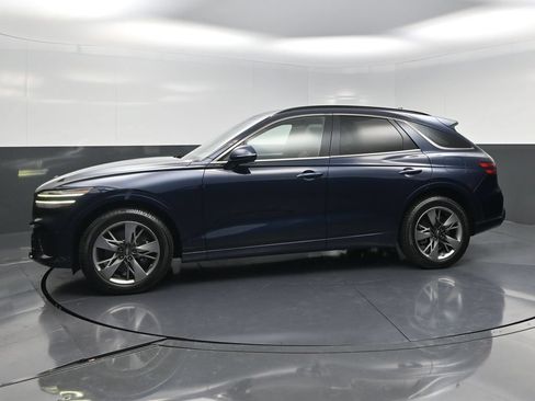 Used 2022 Genesis GV70 3.5T Sport w/ Sport Advanced Package AWD/4WD image 3