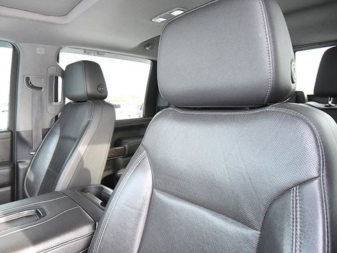 Used 2020 Chevrolet Silverado 2500 LTZ w/ LTZ Plus Package image 10