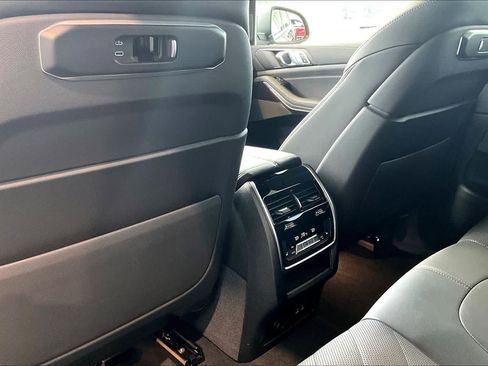 Used 2026 BMW X5 sDrive40i RWD image 33