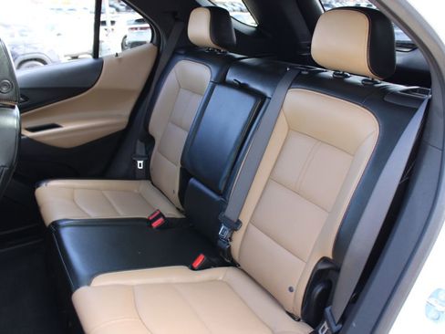 Used 2022 Chevrolet Equinox Premier image 23