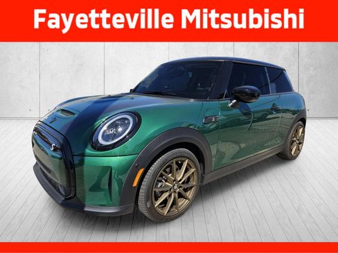 Used 2024 MINI Cooper SE FWD image 9