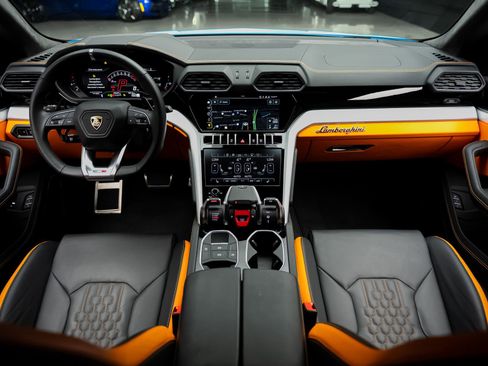 Used 2024 Lamborghini Urus S AWD/4WD image 43
