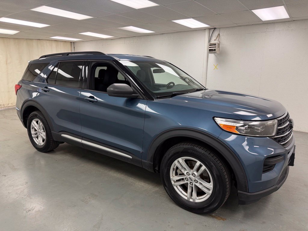 Used 2020 Ford Explorer XLT w/ Comfort Package AWD/4WD image 7