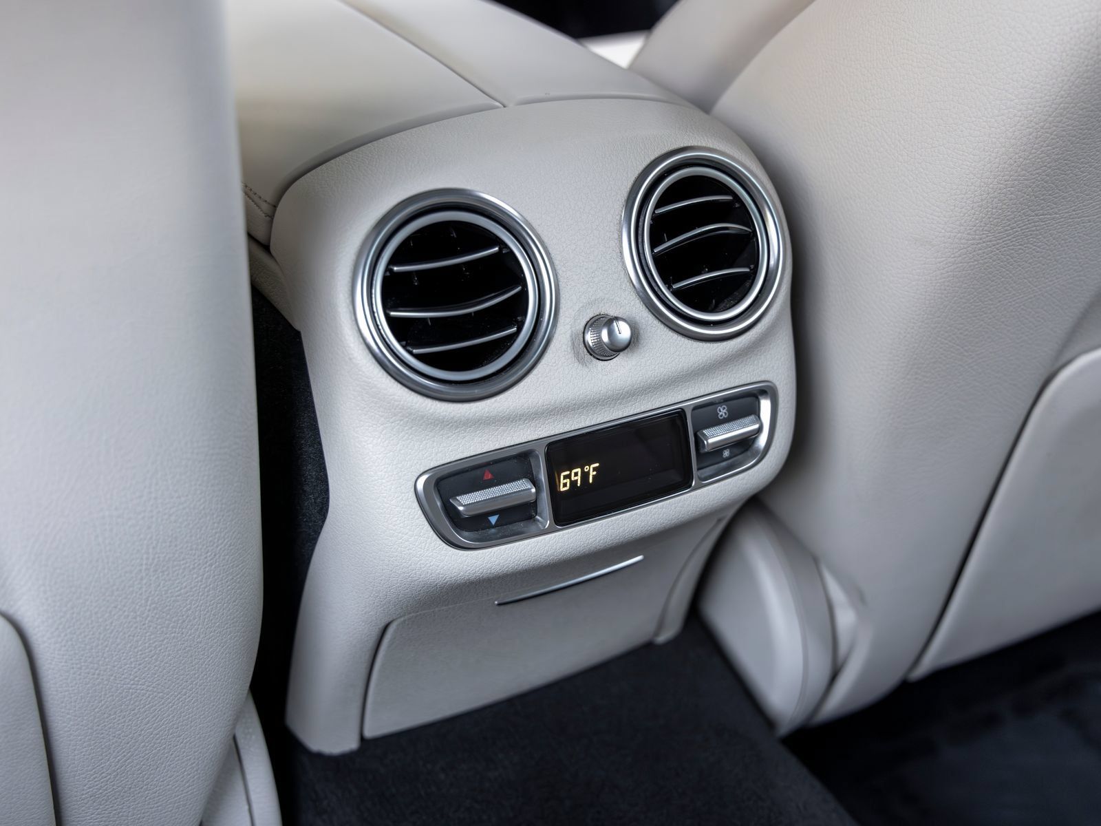 Used 2018 Mercedes-Benz E 63 AMG S image 50