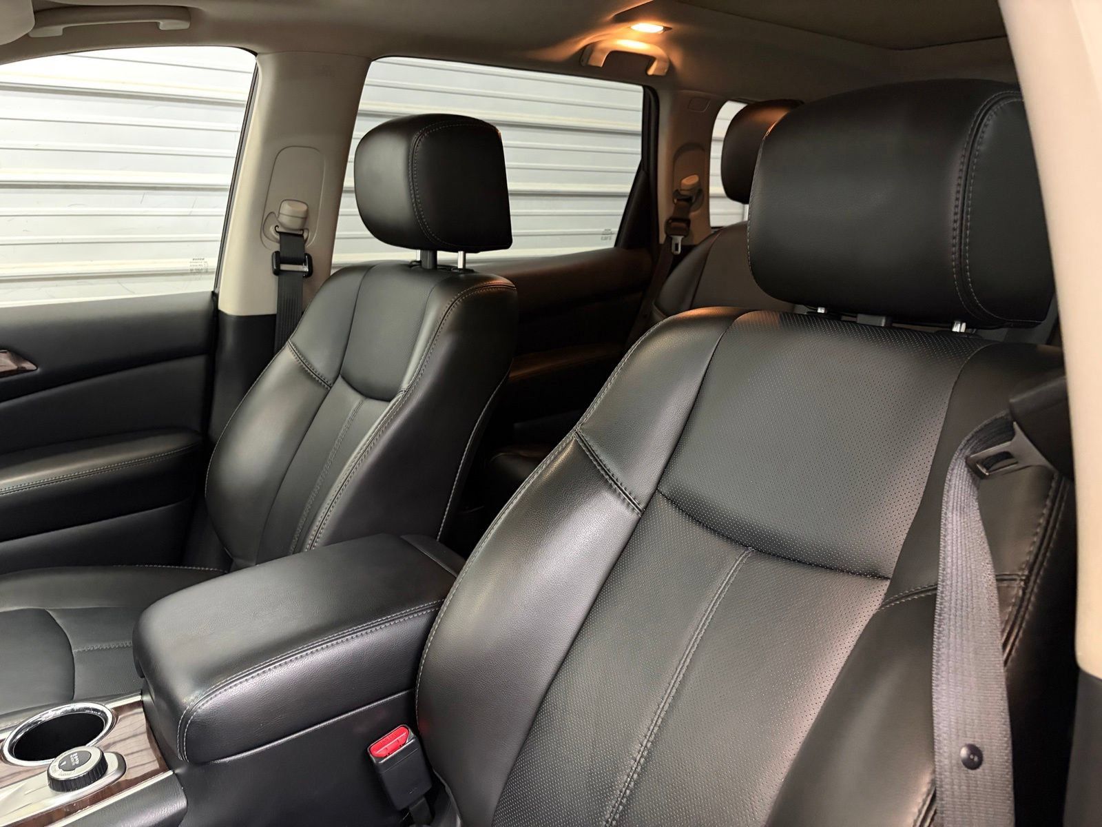 Used 2014 Nissan Pathfinder Platinum w/ Platinum Premium Package AWD/4WD image 13