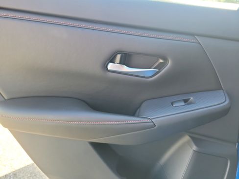 Certified 2024 Nissan Sentra SR FWD image 18