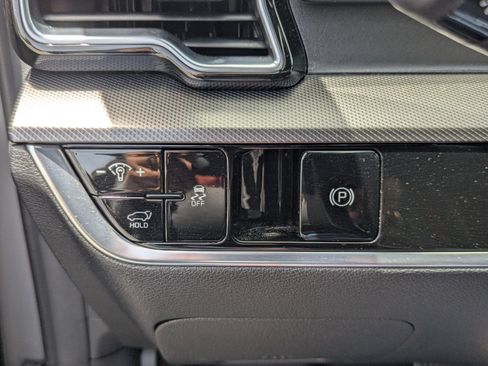 Used 2023 Kia Sportage SX FWD image 19