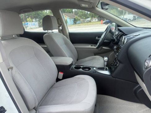 Used 2015 Nissan Rogue S w/ Convenience Package AWD/4WD image 8