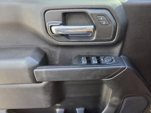 Used 2024 Chevrolet Silverado 2500 Custom w/ Custom Convenience Package AWD/4WD image 17
