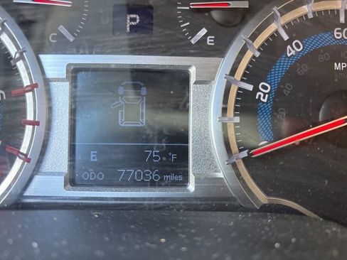 Used 2015 Toyota 4Runner SR5 image 7