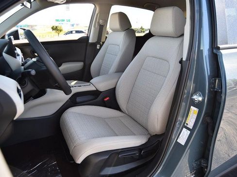 New 2026 Honda HR-V LX image 21