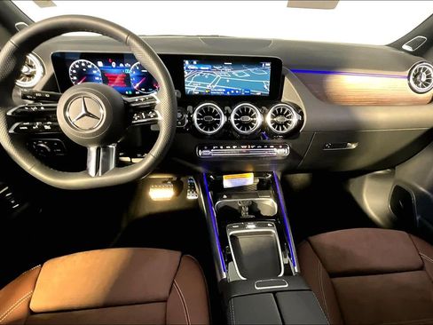 New 2026 Mercedes-Benz GLA 250 4MATIC image 7