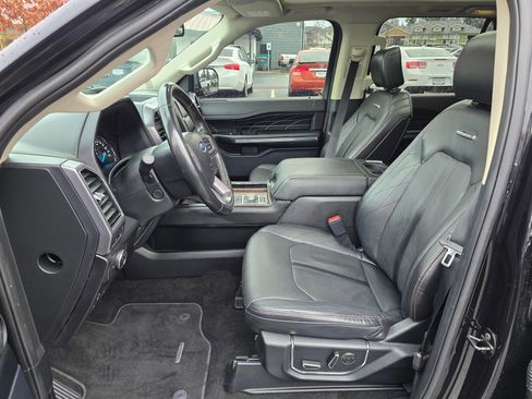 Used 2019 Ford Expedition Platinum image 28