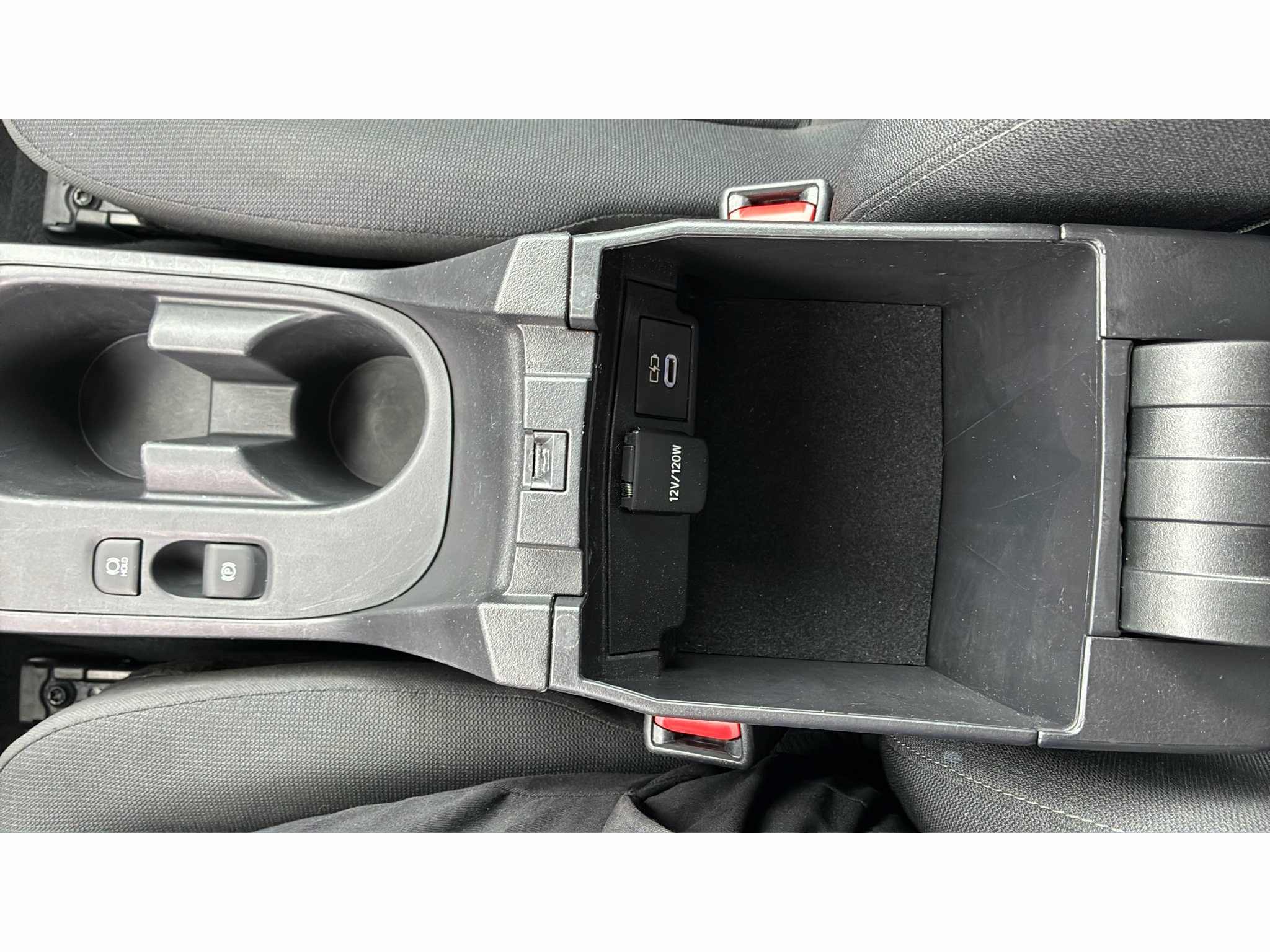Used 2025 Toyota Corolla LE FWD image 18