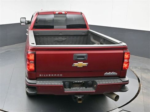 Used 2018 Chevrolet Silverado 2500 High Country w/ Duramax Plus Package image 38