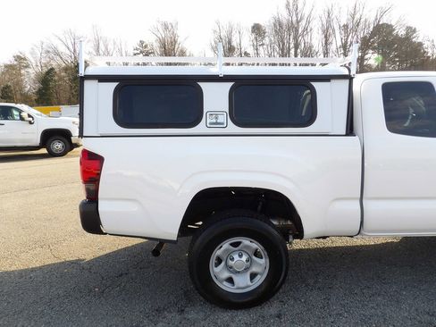 Used 2021 Toyota Tacoma SR image 47