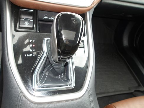 Used 2024 Subaru Outback Touring XT image 22