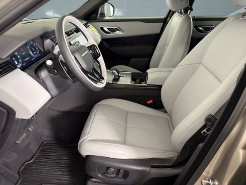 New 2026 Land Rover Range Rover Velar Dynamic SE image 5