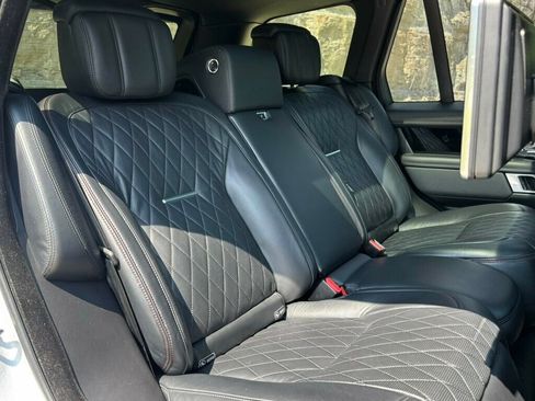 Used 2019 Land Rover Range Rover SV Autobiography Dynamic image 20