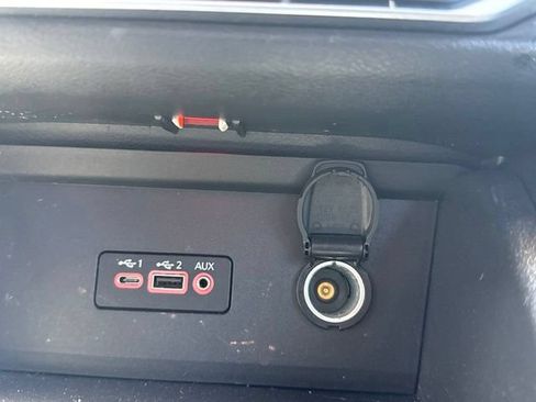 Used 2022 Nissan Sentra SR w/ Electronics Package FWD image 29